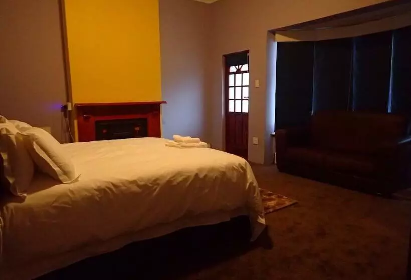 Majatalo Silver Plum Bnb