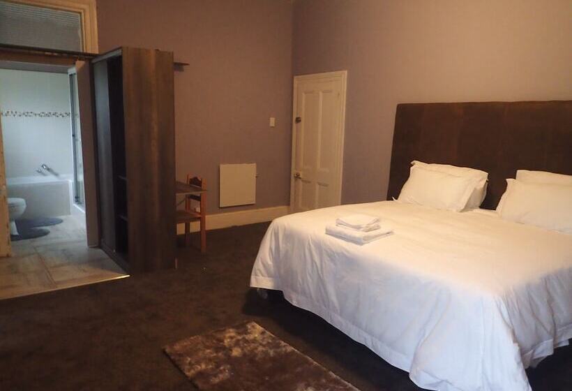 پانسیون Silver Plum Bnb