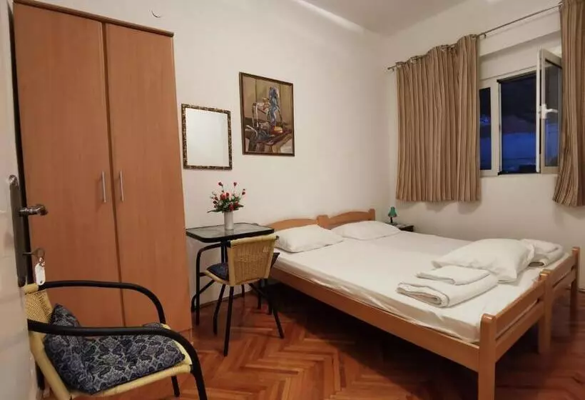 پانسیون Zemunella Guest House