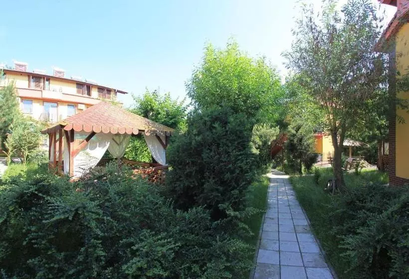 Suzana Garden