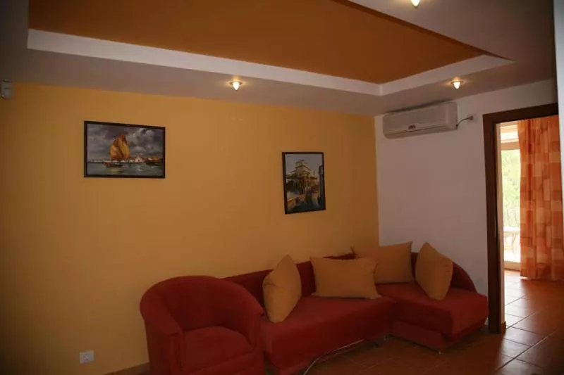 Suzana Garden