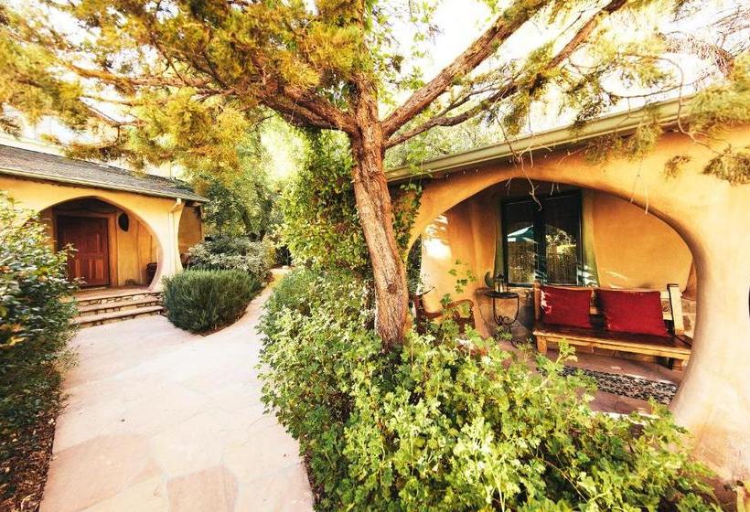 旅馆 The Emerald Iguana Inn