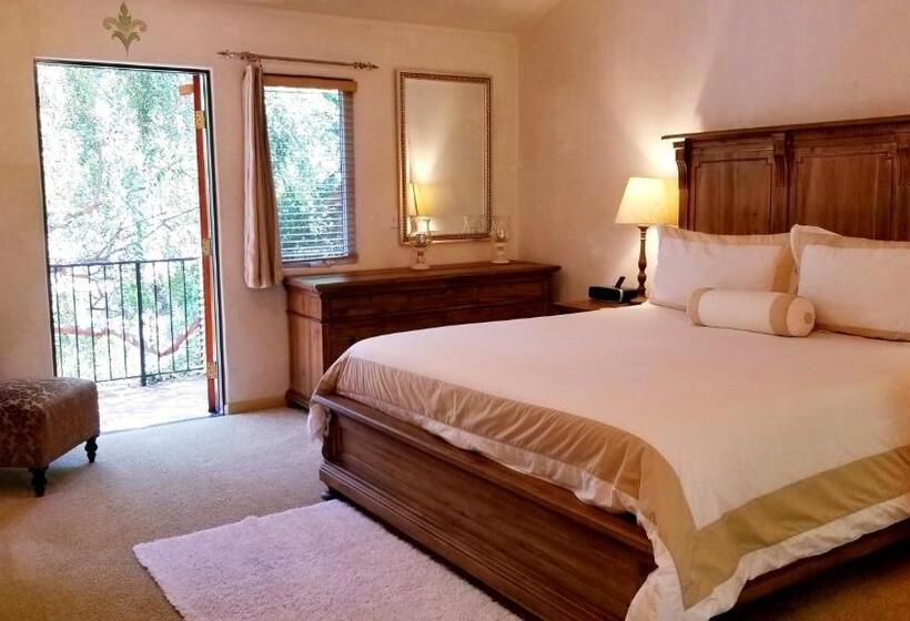 旅馆 The Emerald Iguana Inn