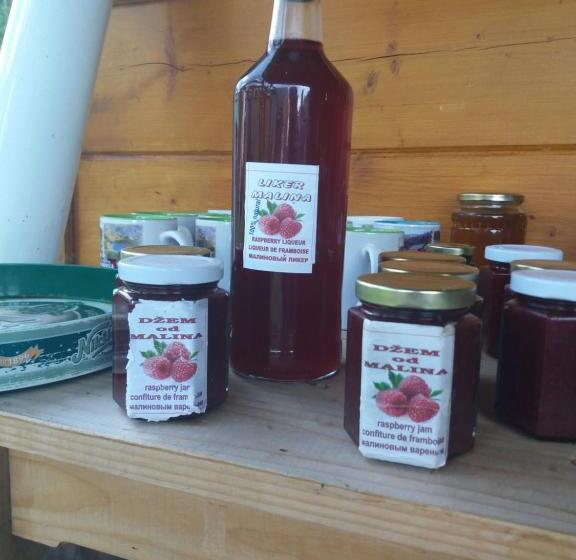 هتل Etno Selo Kolibe Damjanoviㄇa -bjelasica