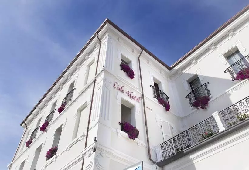 Hotelli Lido