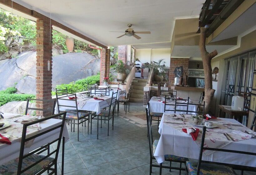 פנסיון Lost Trail Bed And Breakfast