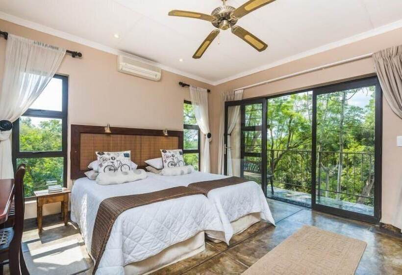 פנסיון Lost Trail Bed And Breakfast