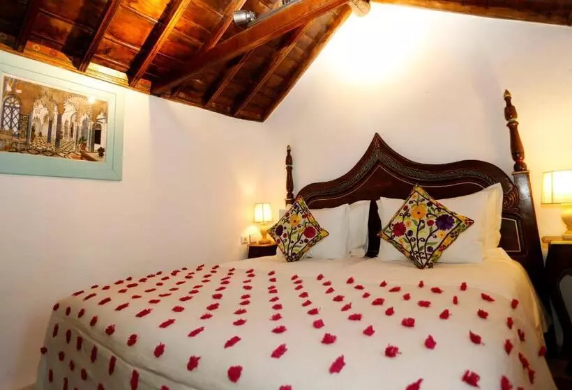 Majatalo Riad Cherifa