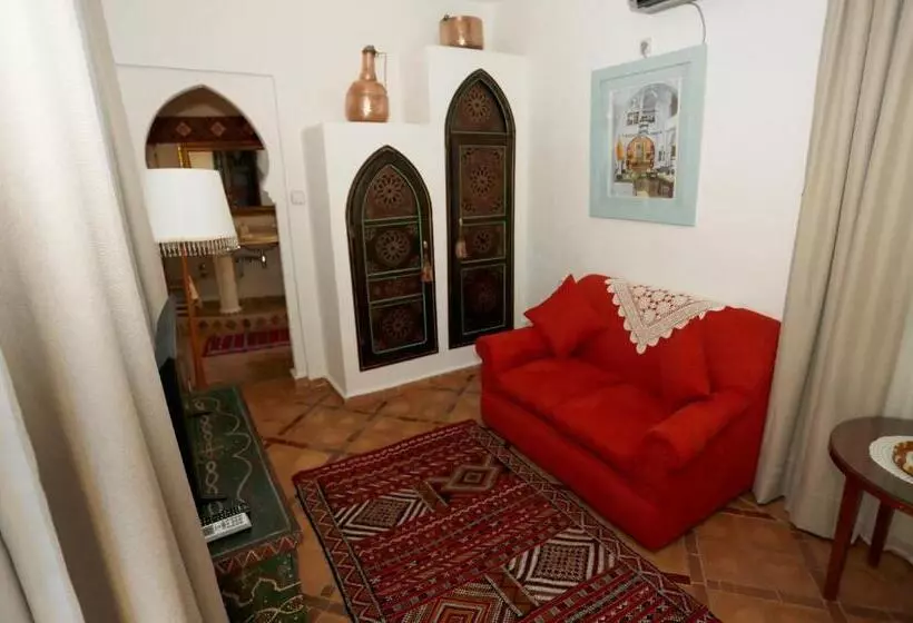 Majatalo Riad Cherifa