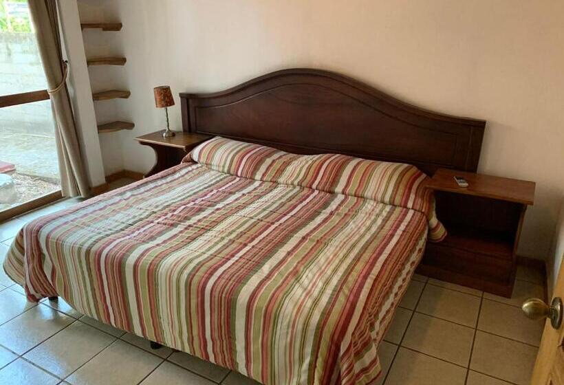 פנסיון Villas Playa Hermosa Beach