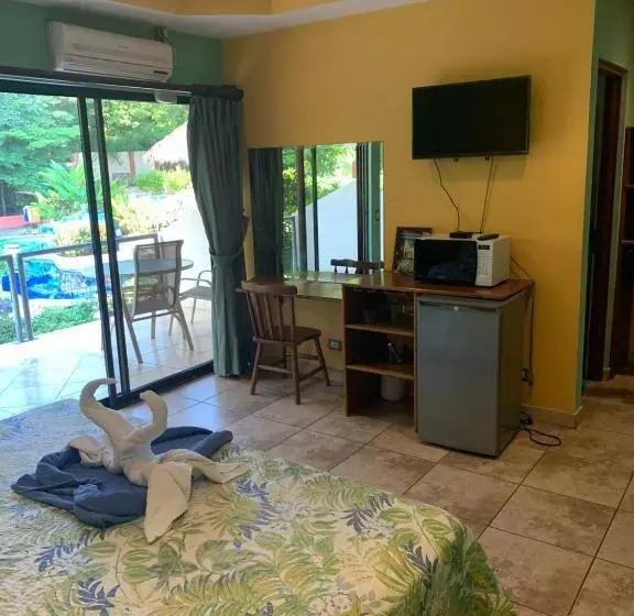 Majatalo Villas Playa Hermosa Beach