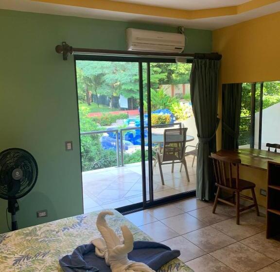 פנסיון Villas Playa Hermosa Beach