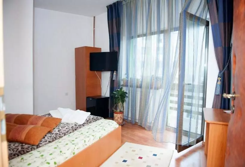 Pensiunea Caramida Verde