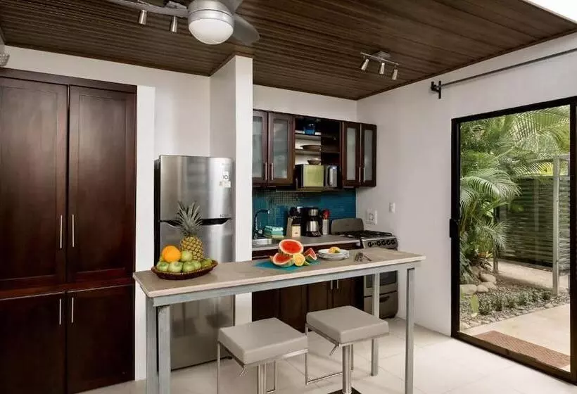 Tico Tico Villas   Adult Only