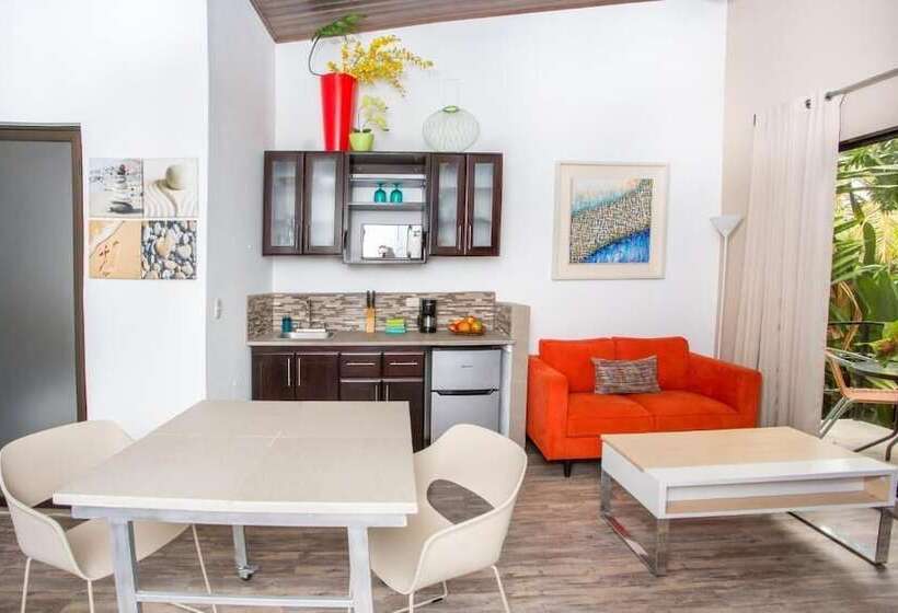 Tico Tico Villas   Adult Only