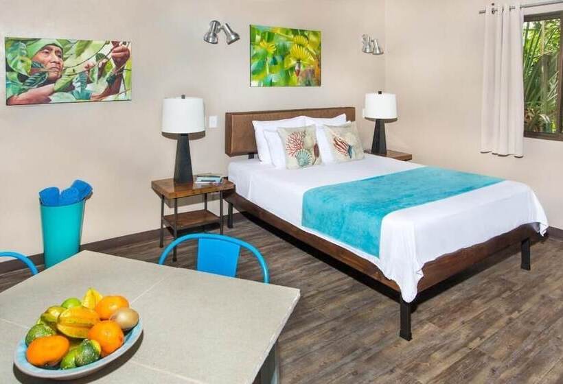 Tico Tico Villas   Adult Only