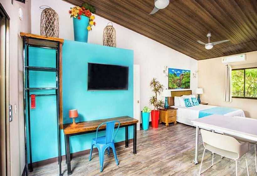 Tico Tico Villas   Adult Only