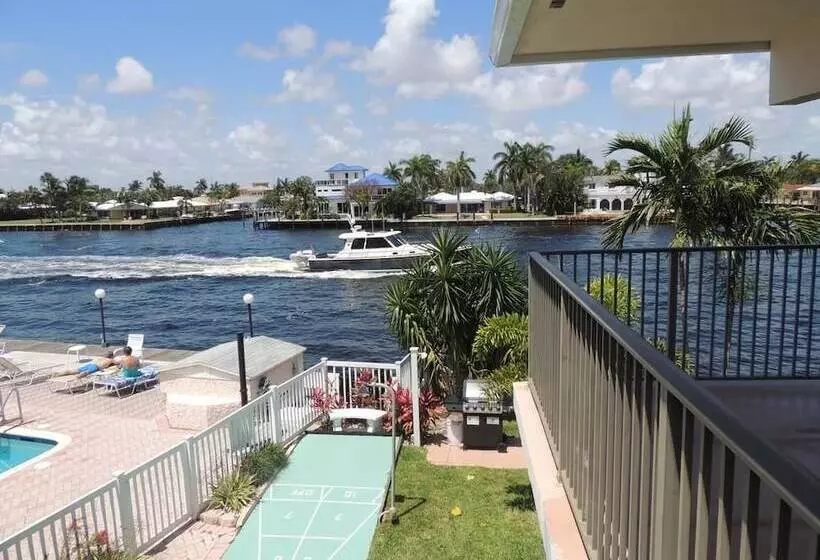 Aqua Mar Condos