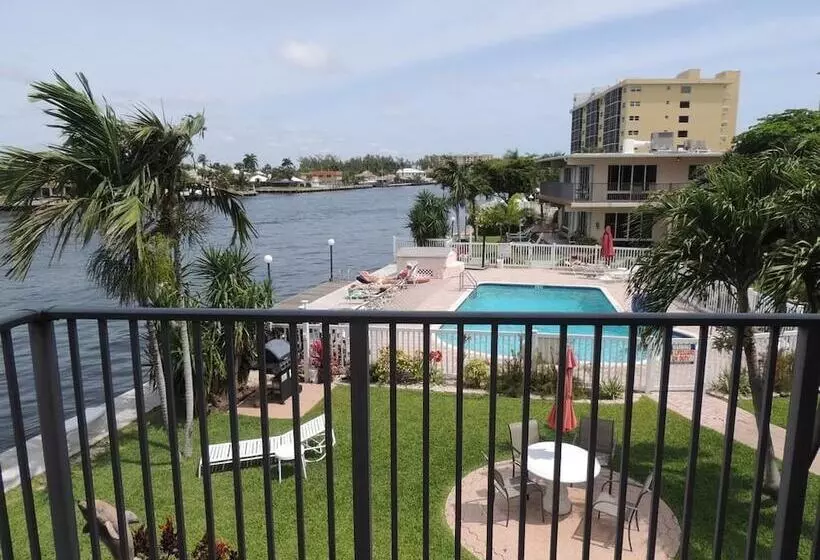 Aqua Mar Condos