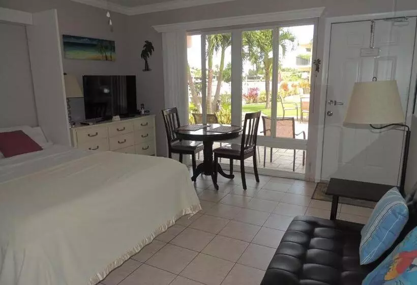 Aqua Mar Condos