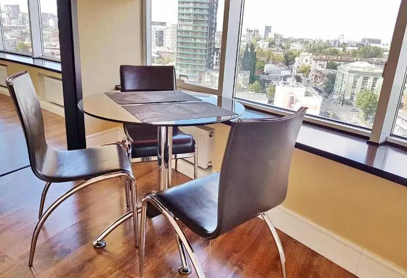 Best Apartments In Most City, River View