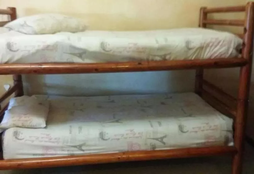 Majatalo De Plaashuis