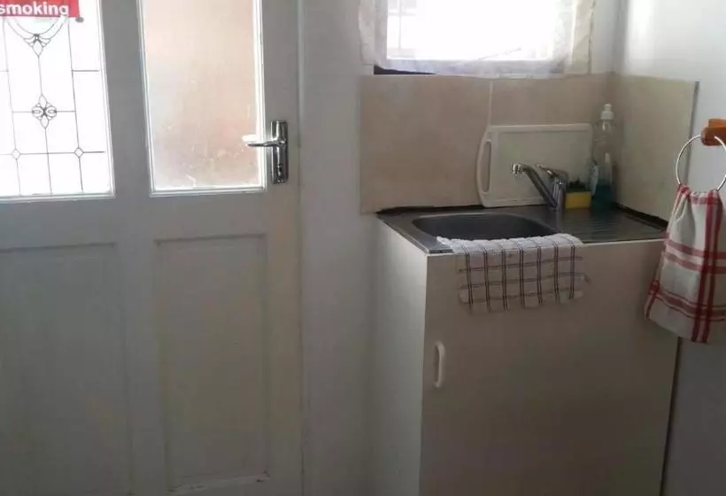 Majatalo De Plaashuis