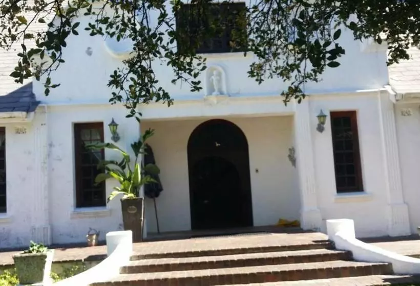 Majatalo De Plaashuis