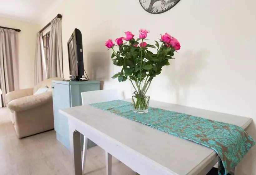 Majatalo Lavender Lane