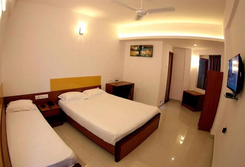 ペンション Roopmahal