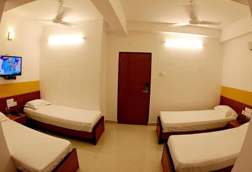 ペンション Roopmahal