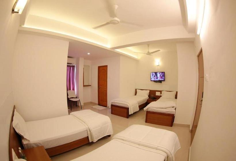 ペンション Roopmahal