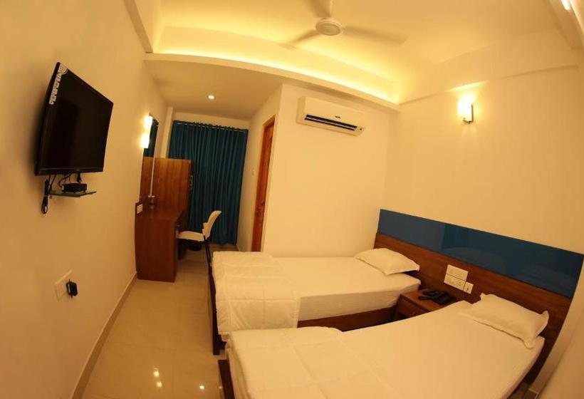 ペンション Roopmahal