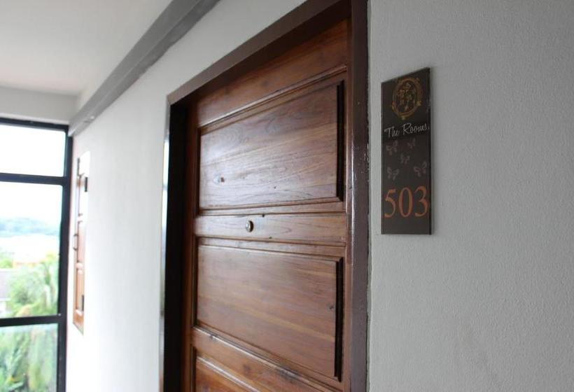 פנסיון The Rooms Residence