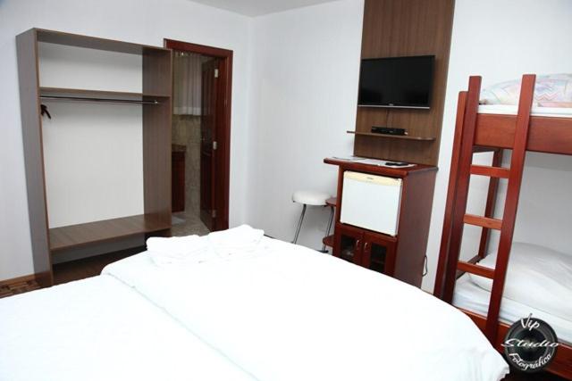 펜션 Hospedaria Gãstehaus Enzian