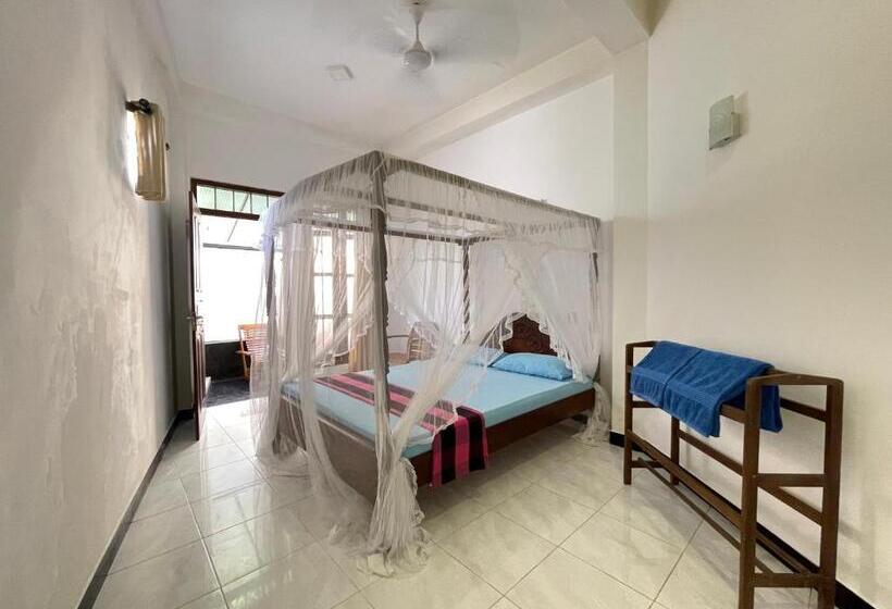 بنسيون Sun & Tree Homestay