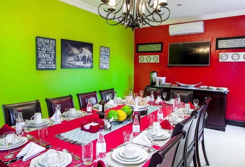 פנסיון Victorian Guest House