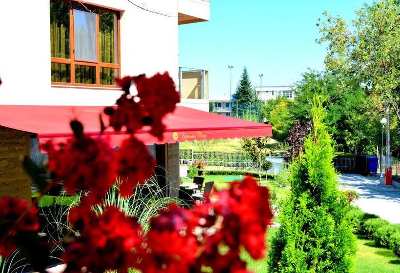 פנסיון Victoriya's House