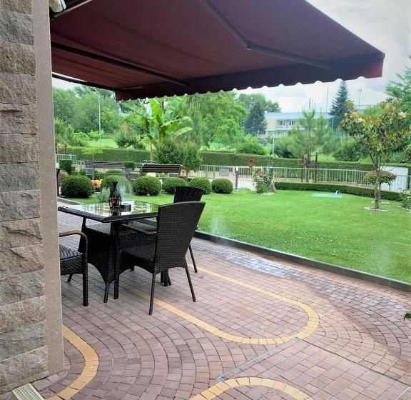 פנסיון Victoriya's House