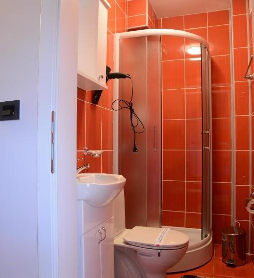 پانسیون Apartmani Vivaldi Niš