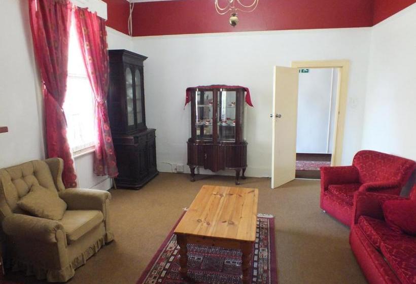 פנסיון Ashtonville Terraces Guesthouse