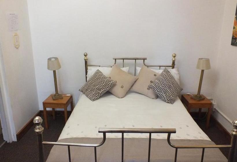 פנסיון Ashtonville Terraces Guesthouse