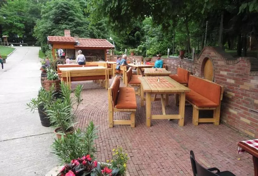 Majatalo Bartal Rodinné Vinárstvo