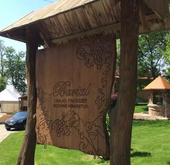 Majatalo Bartal Rodinné Vinárstvo