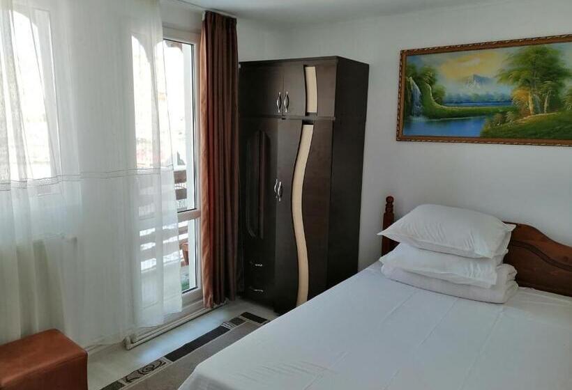 پانسیون Casa Nobilis