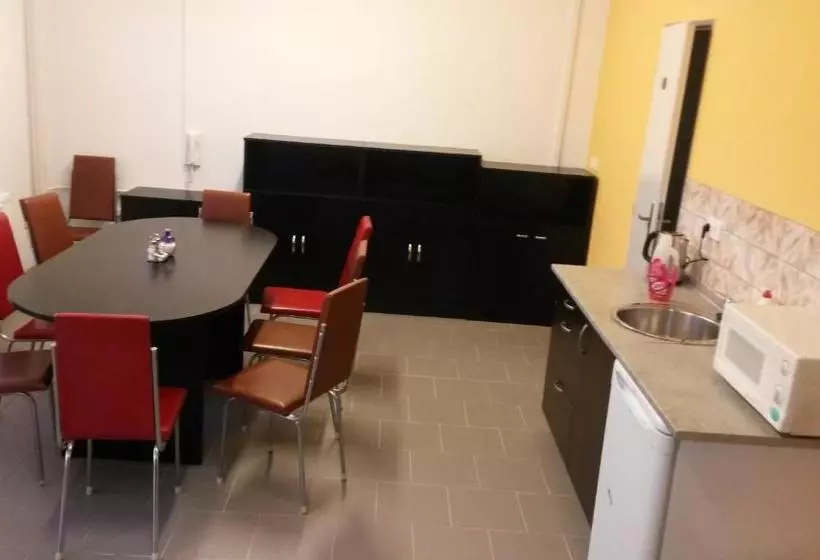 Majatalo Penzion Taurus