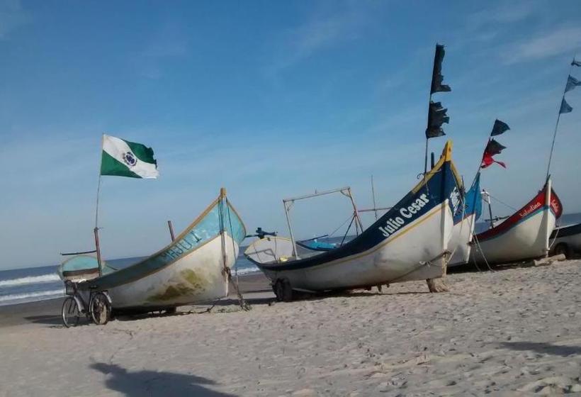 ペンション Pousada Canoas