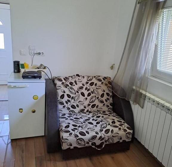 پانسیون Guest House Zoran