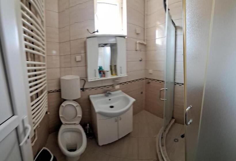 پانسیون Guest House Zoran