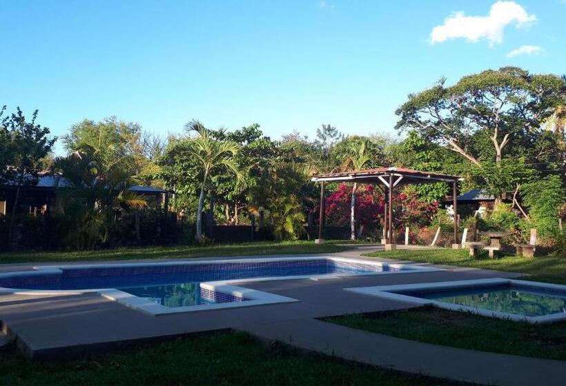 پانسیون Hostal Nathaly